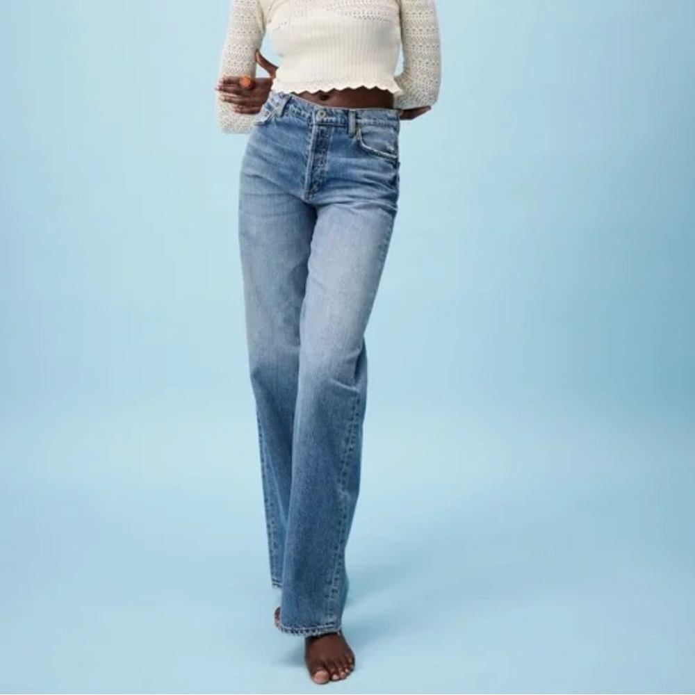 ZARA The Boo Full Length Wide Leg High Waist Light Wash Denim Jeans, Size 2
